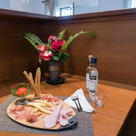 Διαμέρισμα Dorothea Boutique Apartment *